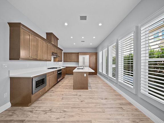 4th image of 20661 W Beech Cir