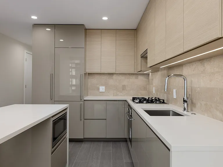 2108 Gilmore Ave #4706 — Photo 3