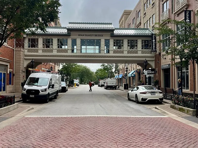 635 S Main St — Photo 25