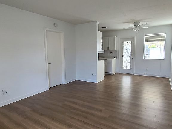 3rd image of 2632 Van Buren St APT 7