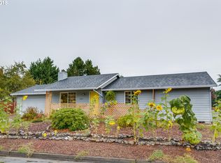 16807 SE Naegeli Dr, Portland, OR 97236