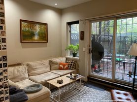 36 Dartmouth St, Boston, MA