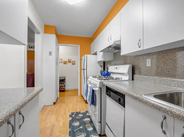 105-25 67th Avenue image 6 of 13