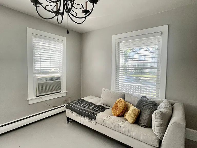 6 Washington Ave — Photo 9