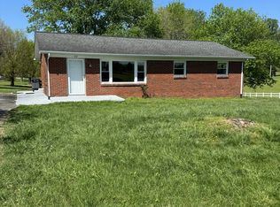 212 Skyline Dr, Red Boiling Springs, TN 37150