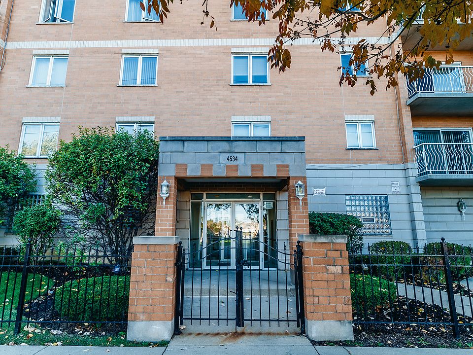 1st image of 4534 N Cumberland Ave Unit 108
