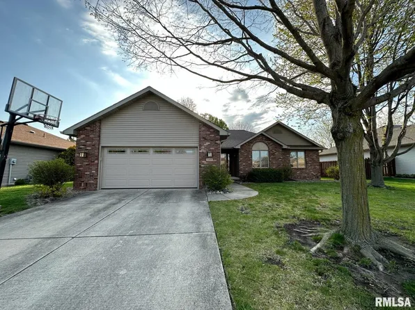 2208 Disar Dr, Springfield, IL 62711