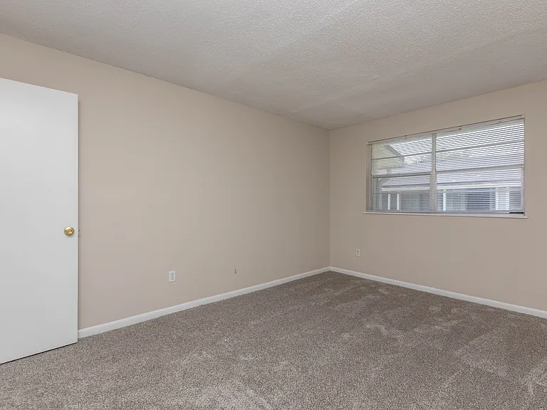 Magnolia Point — Photo 53