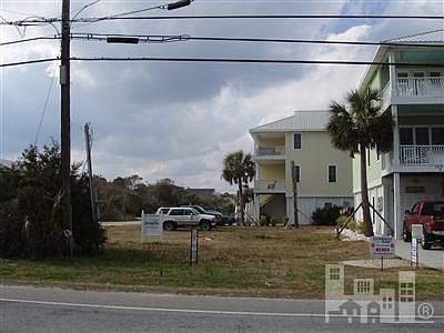 2nd image of 1222 S Lake Park Boulevard