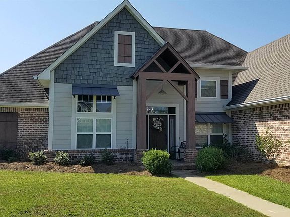 3rd image of 103 Harvest Oaks Cir