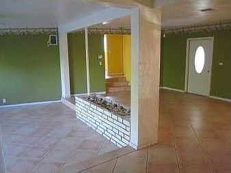 5th image of 12525 NE 1st Ave