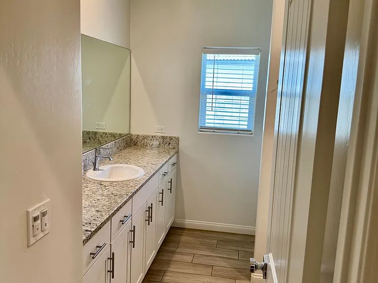 3924 Majorca Ct — Photo 14