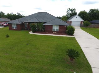 827 Chesapeake Trl, Cantonment, FL 32533