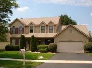 2817 Breckenridge Cir, Aurora, IL 60504