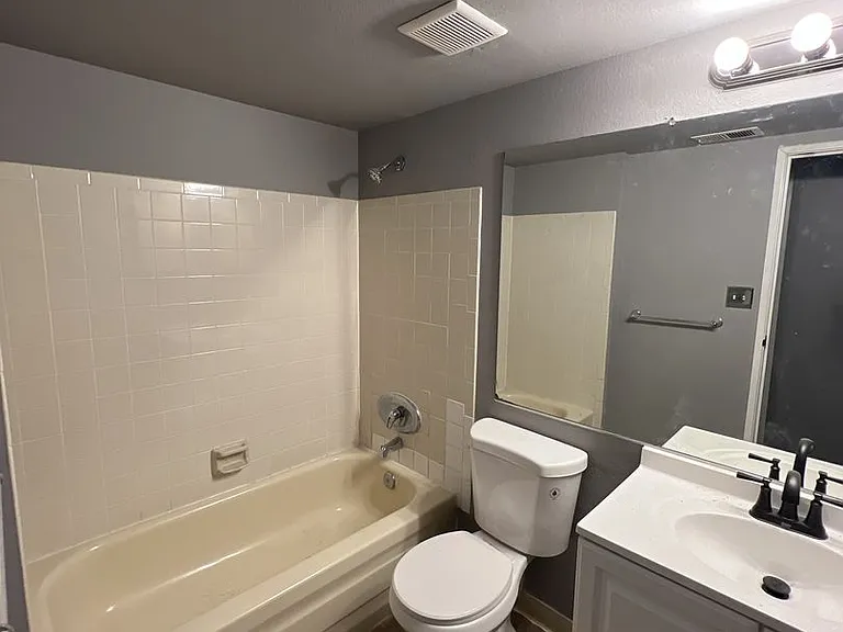 8555 Fairmount Dr #I102 — Photo 16