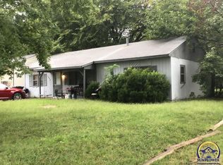 3457 SW Clare Ave, Topeka, KS 66611