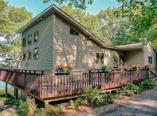 4010 Abbott Dr, Geneva, NY 14456