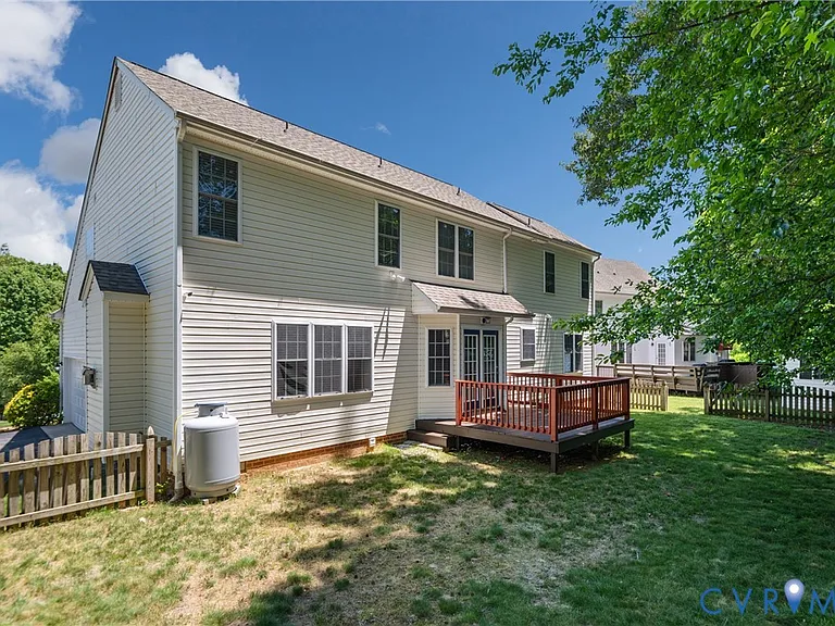 3924 Liberty Point Dr — Photo 50