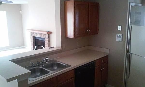 2nd image of 944 Bakewell Ct