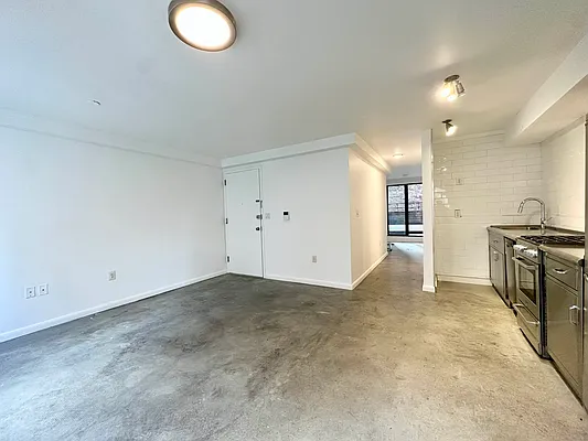 Rented by Oxford Property Group | media 26