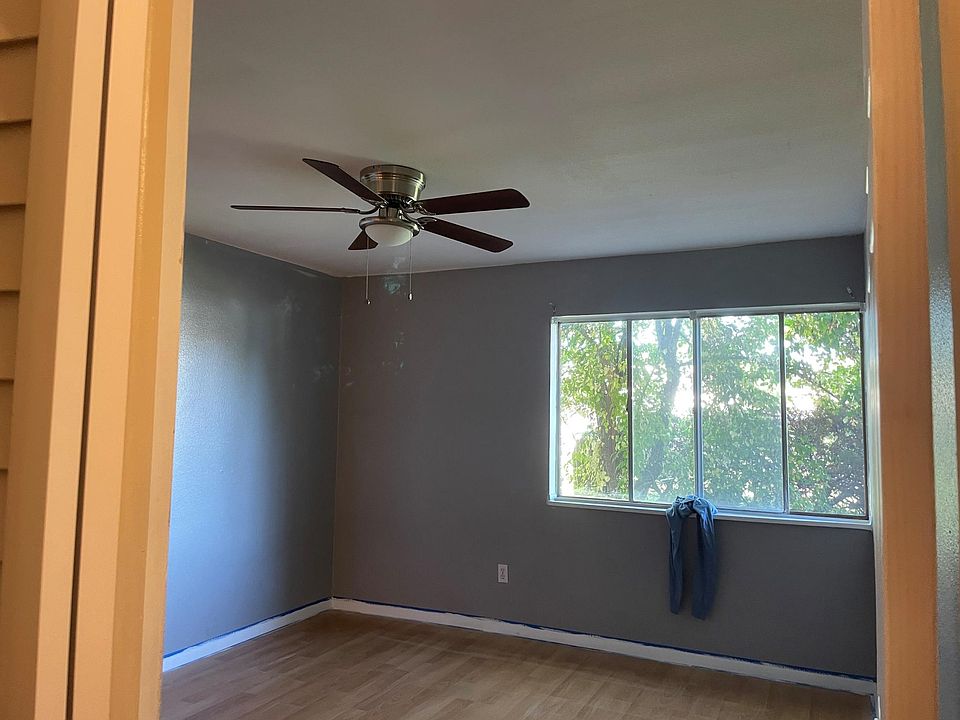Master with attached bathroom