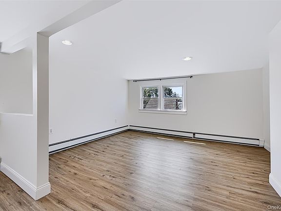 5th image of 240 Kramer Dr