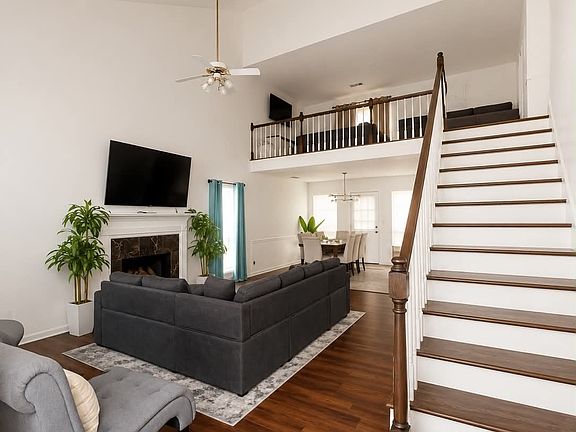 2nd image of 5931 Green Meadow Way