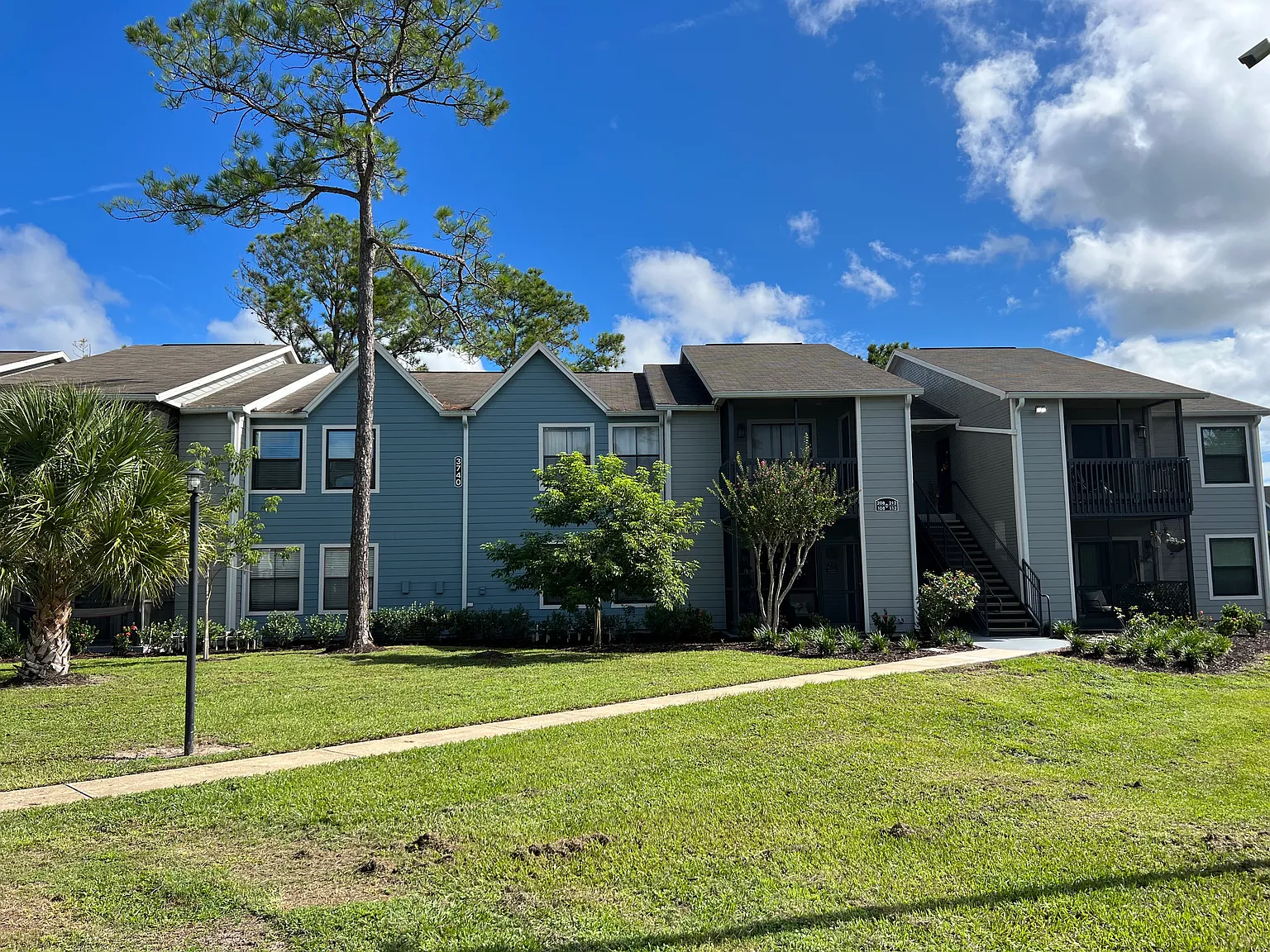 1 bed, 532 sqft, $1,300 — Photo 1