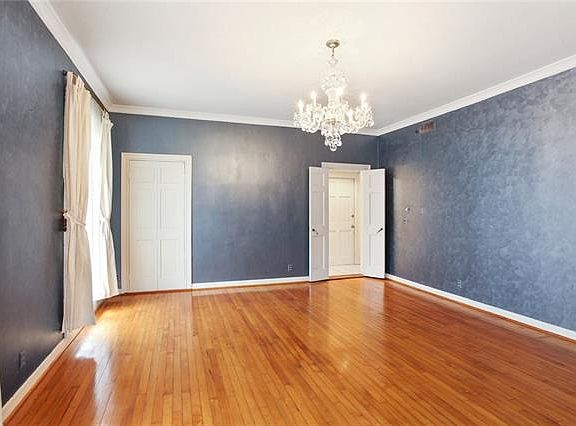 5th image of 6565 Oakland Dr