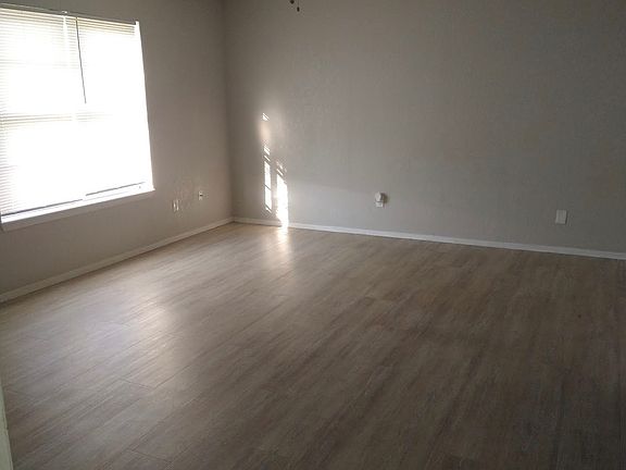 5th image of 6406 27th St