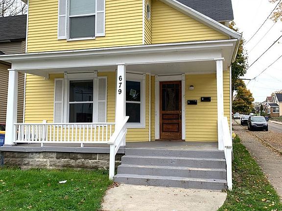 2nd image of 679 Fremont Ave NW