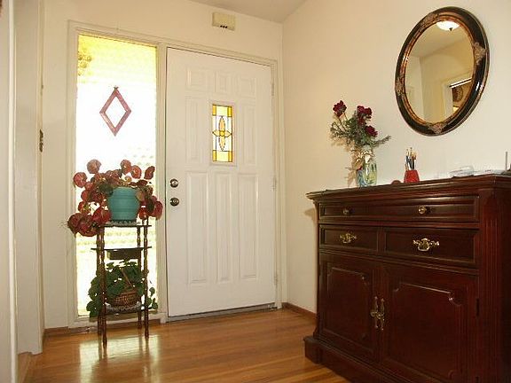 2nd image of 1329 Sharon Way