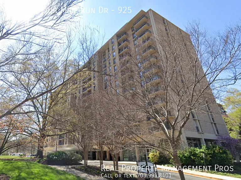 4600 S Four Mile Run Dr #925 — Photo 1