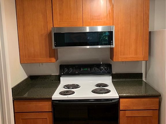 3rd image of 14779 NE 31st St #A301