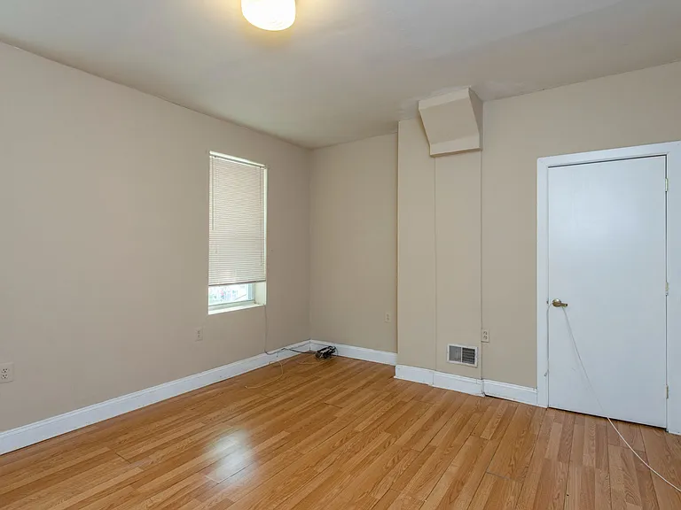 1604 N Bouvier St — Photo 12