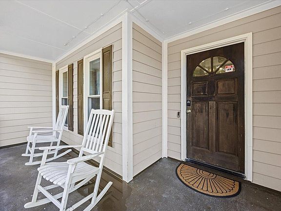3rd image of 4537 Spring Forest Rd