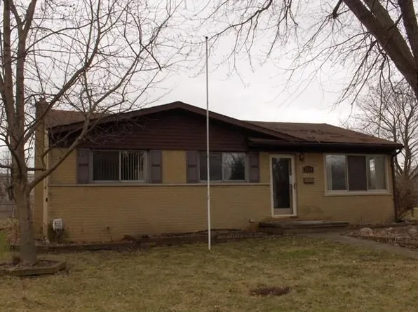 3534 David K Dr, Waterford, MI 48329