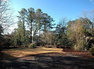 2206 Rockwood Dr SE, Marietta, GA 30067