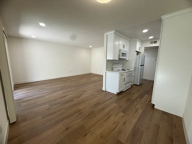 Kitchen, Dining and Living Room