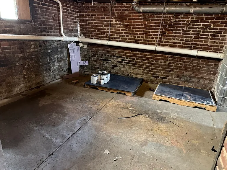 421 W Murray St — Photo 45