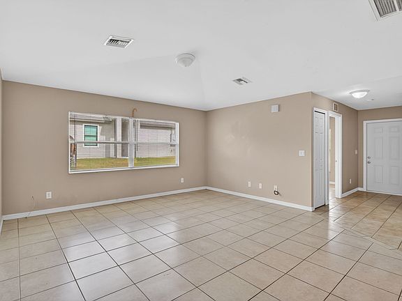 4th image of 850 Holmes Ave #850