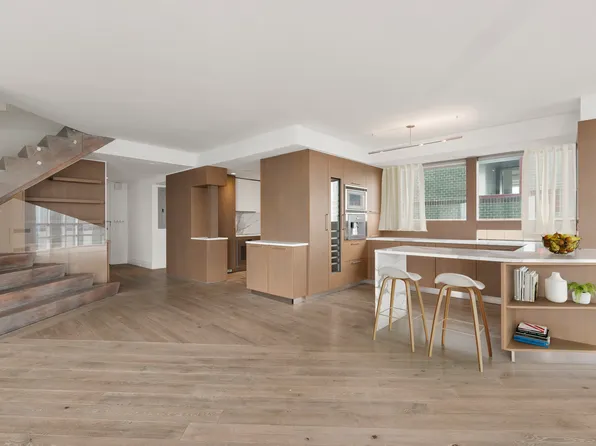 146 West 57th Street image 5 of 19