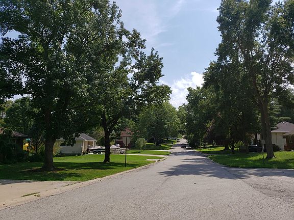4th image of 6304 Sterling Ave