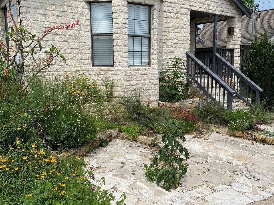 1st image of 1216 Inks Ave