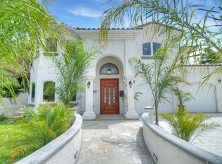 10330 Lorenzo Dr, Los Angeles, CA 90064