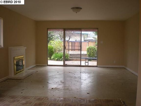 5th image of 310 S 41st St