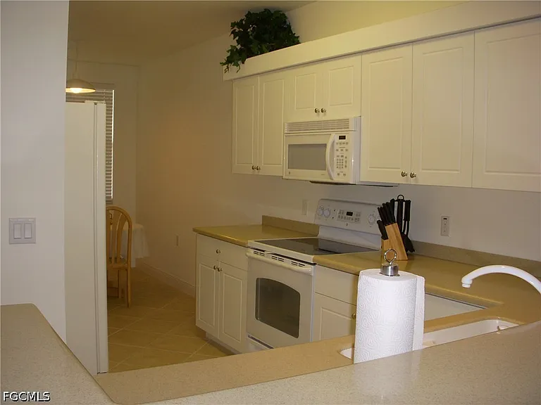 11021 Gulf Reflections Dr #303 — Photo 7