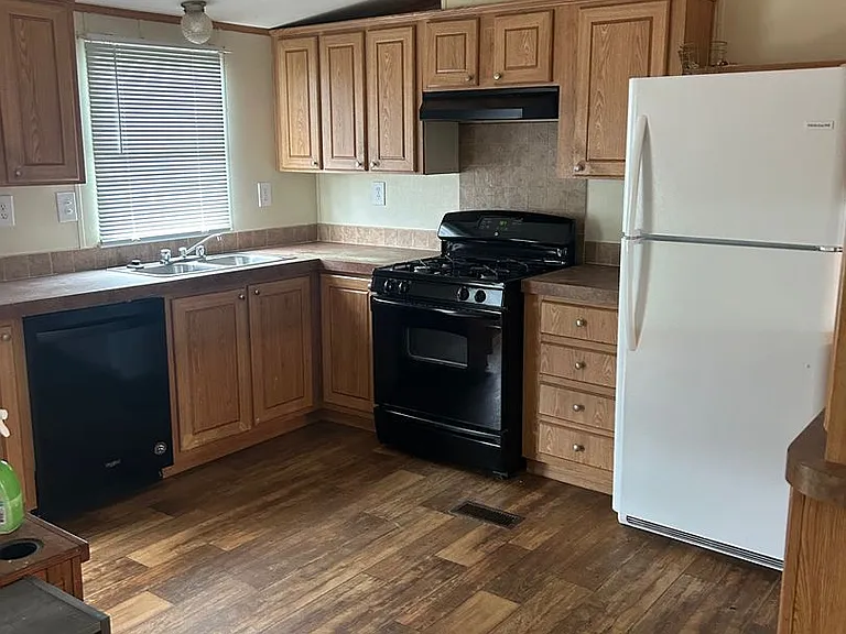 127 Alyene Dr — Photo 13