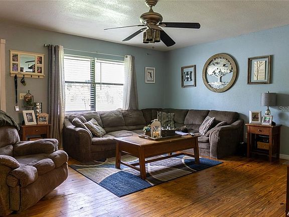 4th image of 1719 Bonneville Dr