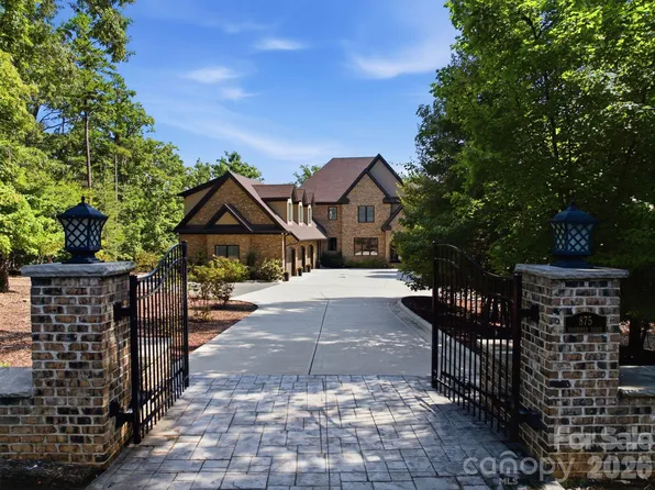 875 Starboard Reach, Lexington, NC 27292